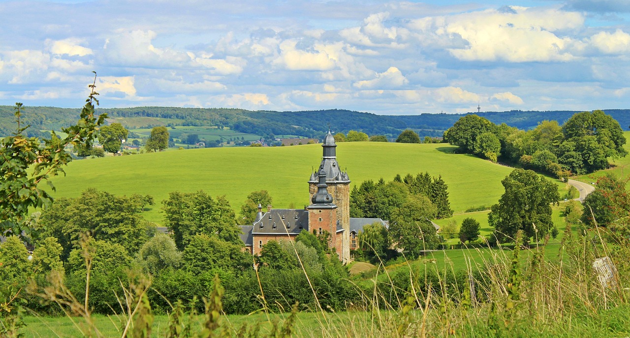 臺風天鴿最新信息及動態分析與影響評估報告