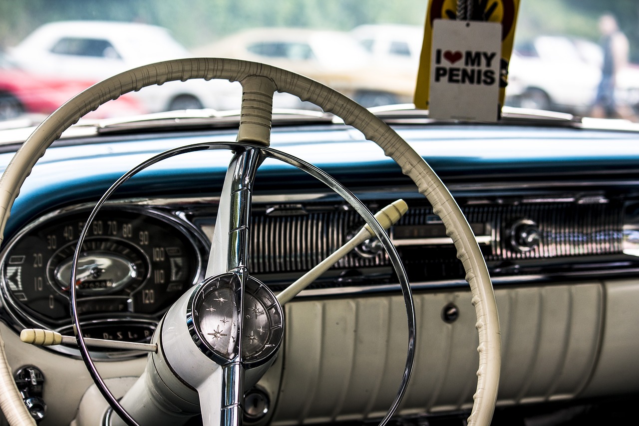 歐曼最新款EST超級重卡,重塑行業(yè)標(biāo)準(zhǔn),引領(lǐng)行業(yè)新潮流