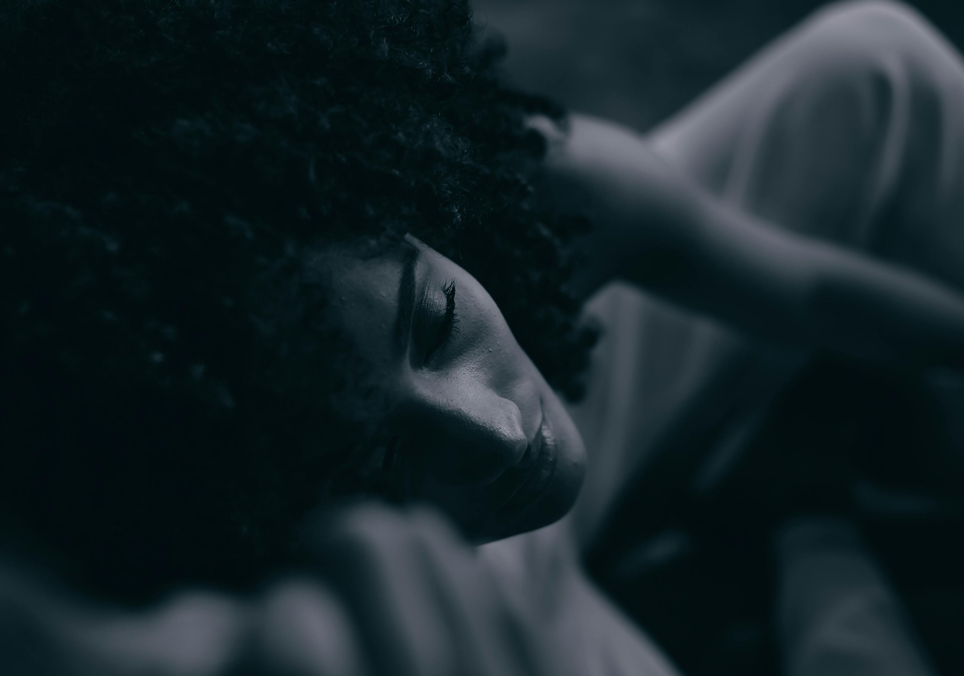 陰妻艷魂最新章節,陰妻艷魂最新章節，神秘之旅的驚悚與誘惑