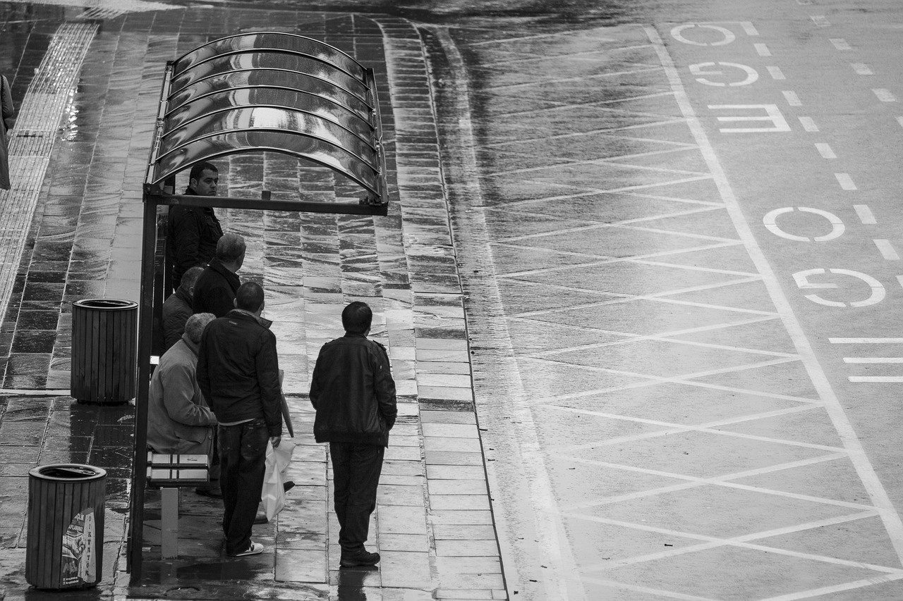 大叔適渴而止，都市溫情救贖的最新章節