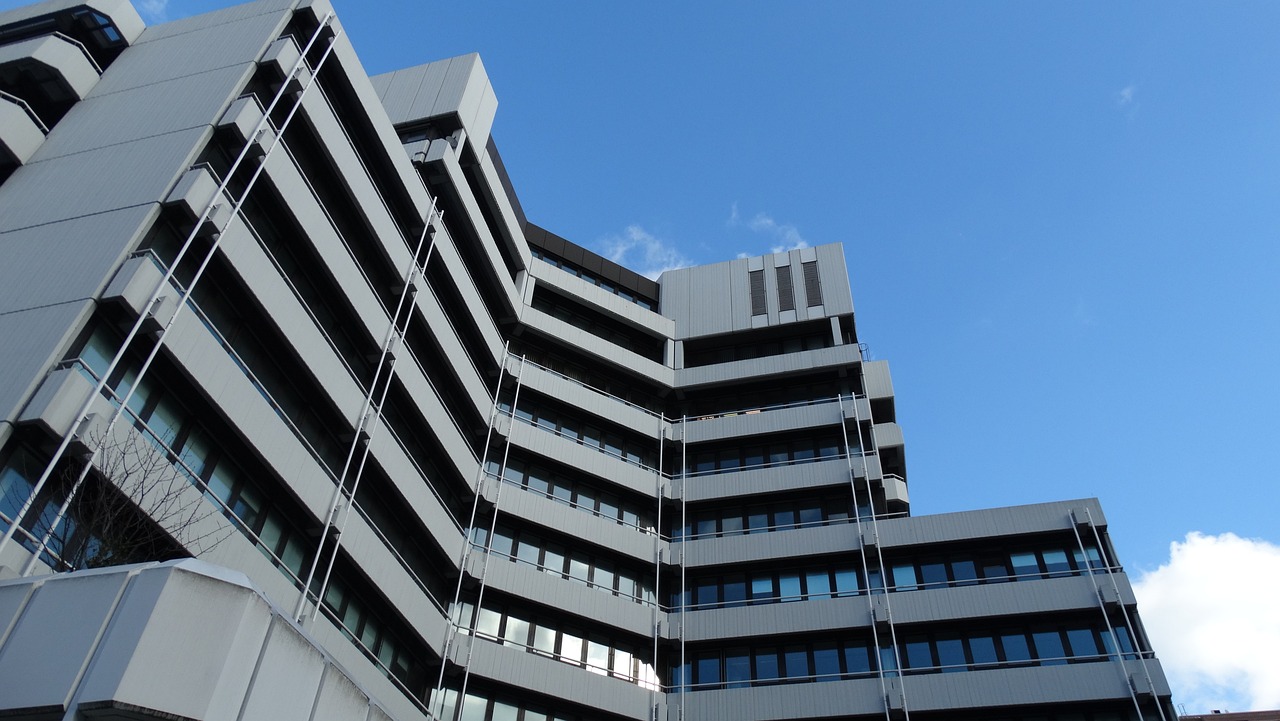 房屋租賃最新法律法規,保障市場公平透明,維護租賃權益