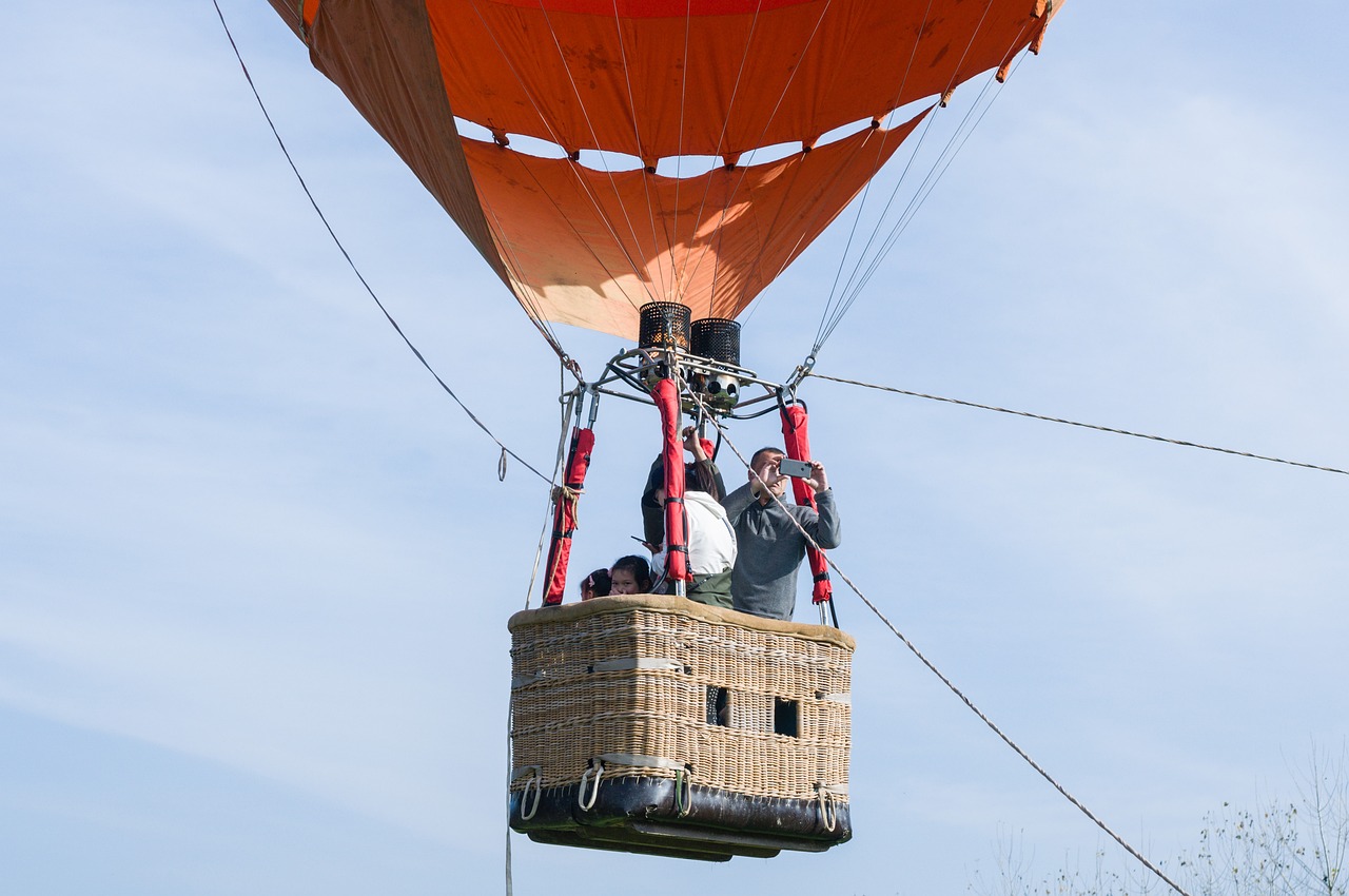 李圣經(jīng)ins最新動(dòng)態(tài),全球矚目的魅力展現(xiàn)