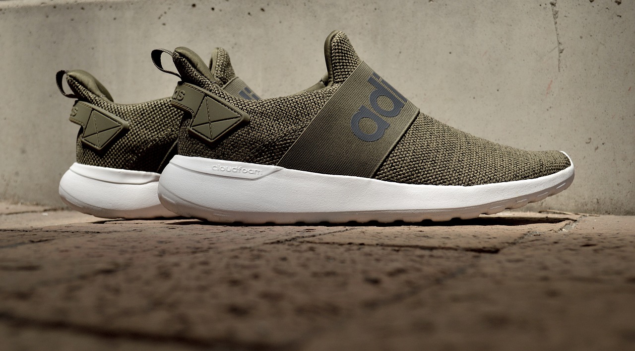 李寧最新陳列,時尚與運動的完美融合