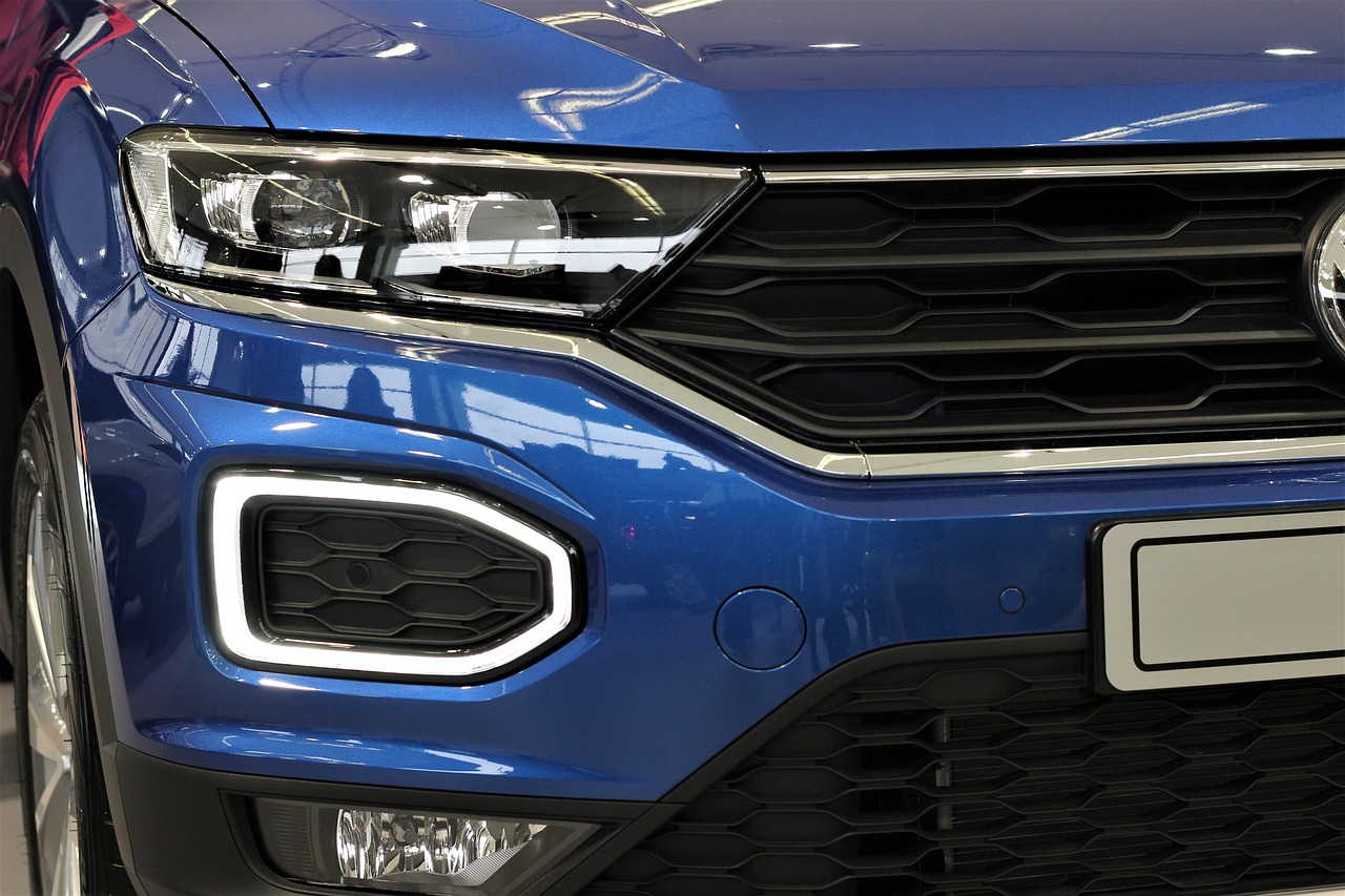 現代最新款越野車，特性與魅力全解析