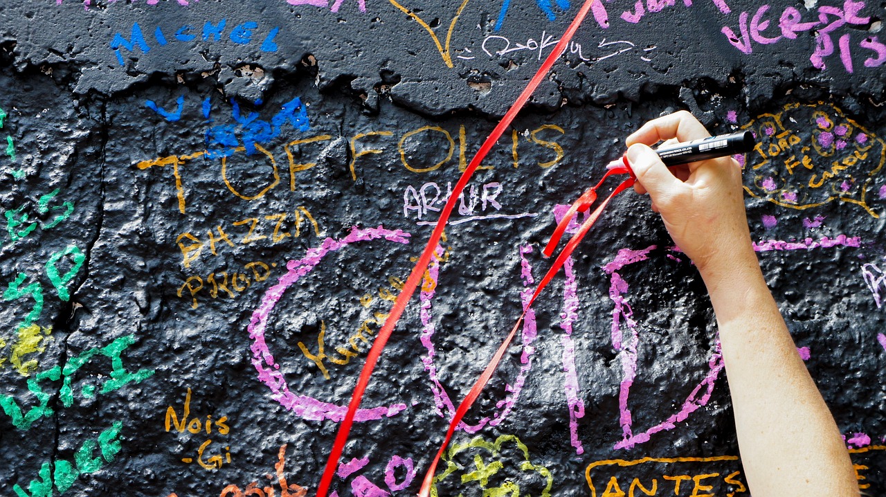 探索中立橙的獨(dú)特魅力,中立色彩的最新魅力展現(xiàn)