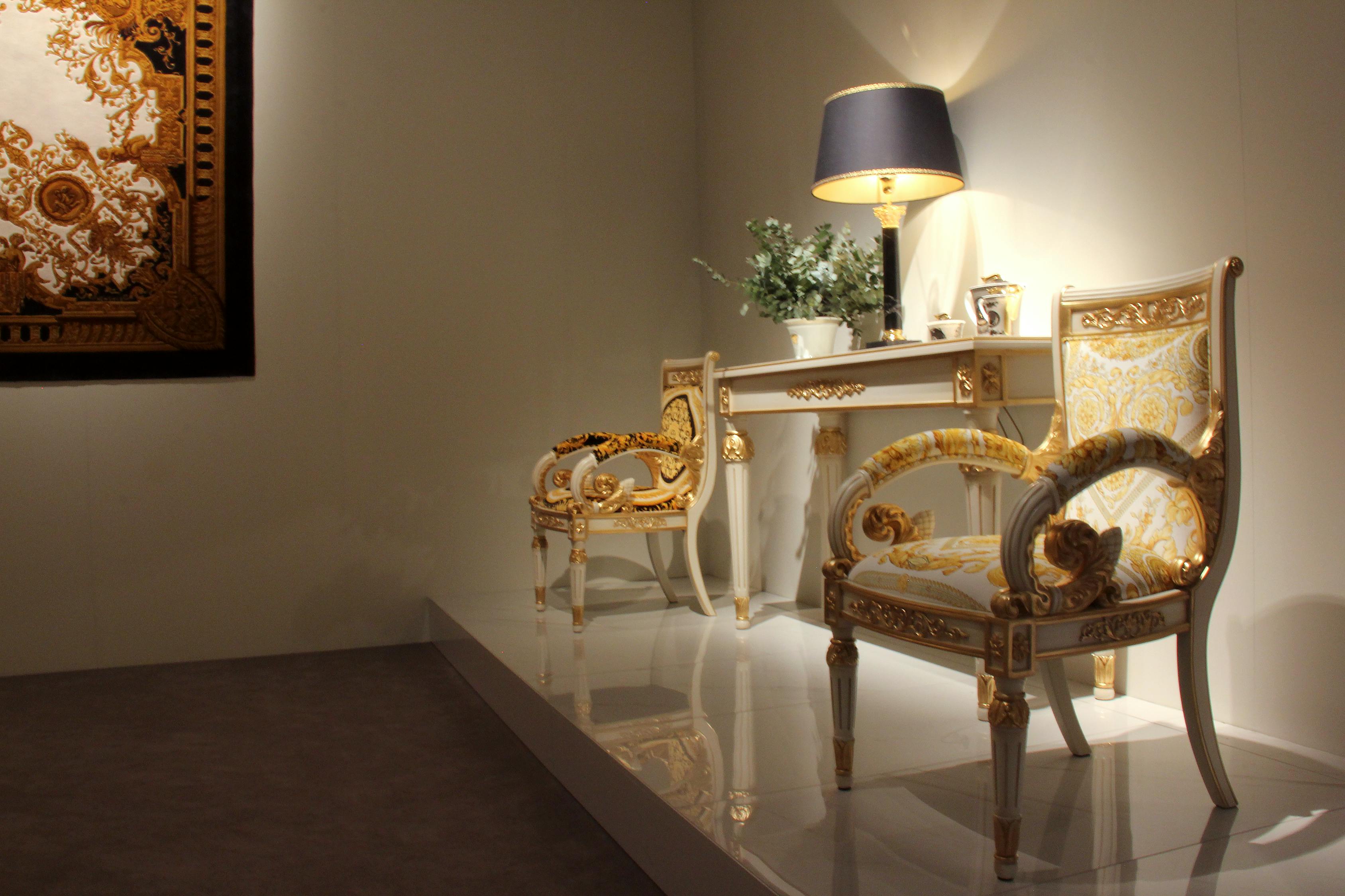 最新雙虎沙發,時尚與品質的完美融合