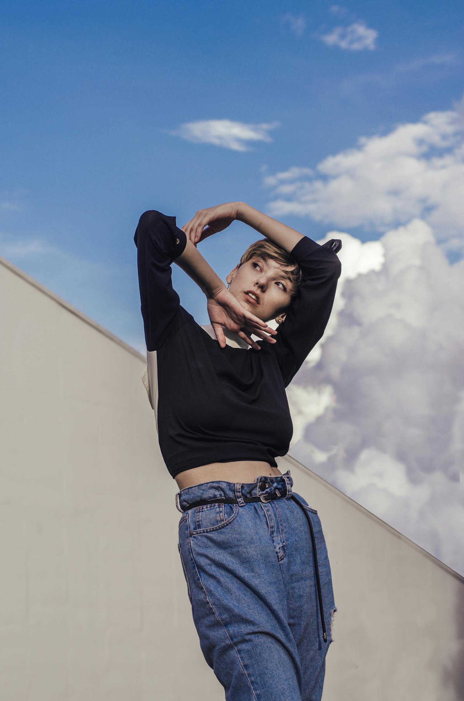 IU最新短發(fā)寫真,時尚魅力與無限可能性的展現(xiàn)風(fēng)采