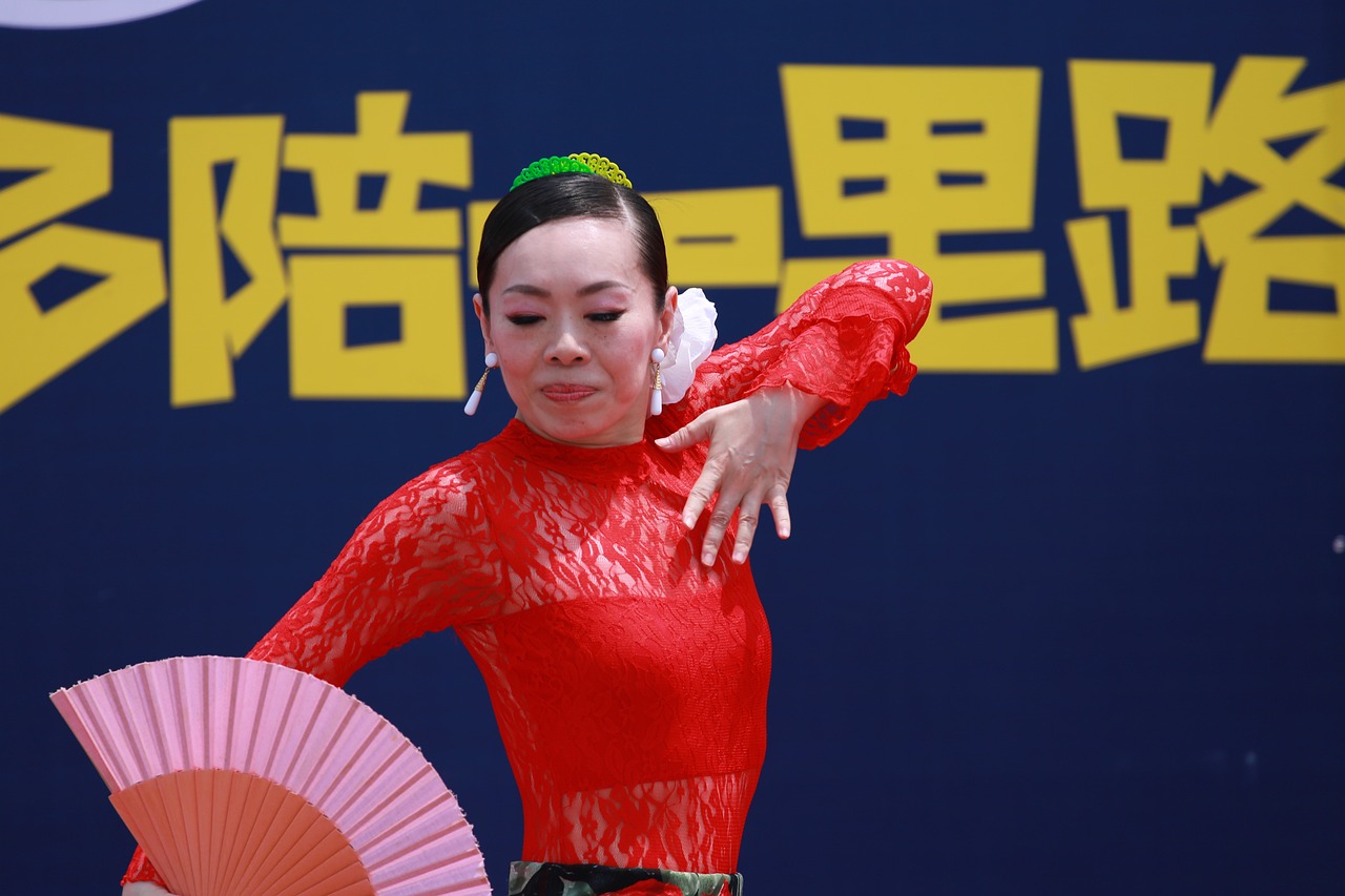 何潔最新新聞,音樂與生活的多彩篇章